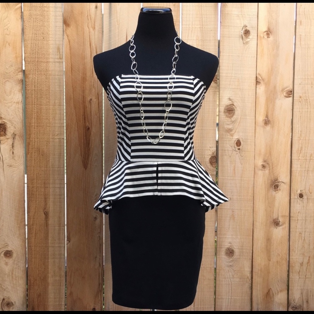 L&TER NWOT S STRIPED PEPLUM MINI DRESS